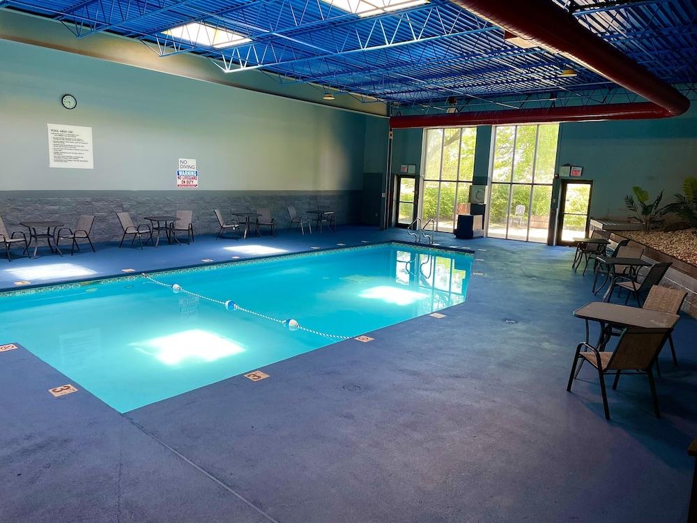 Clarion Hotel Milwaukee Airport Εξωτερικό φωτογραφία