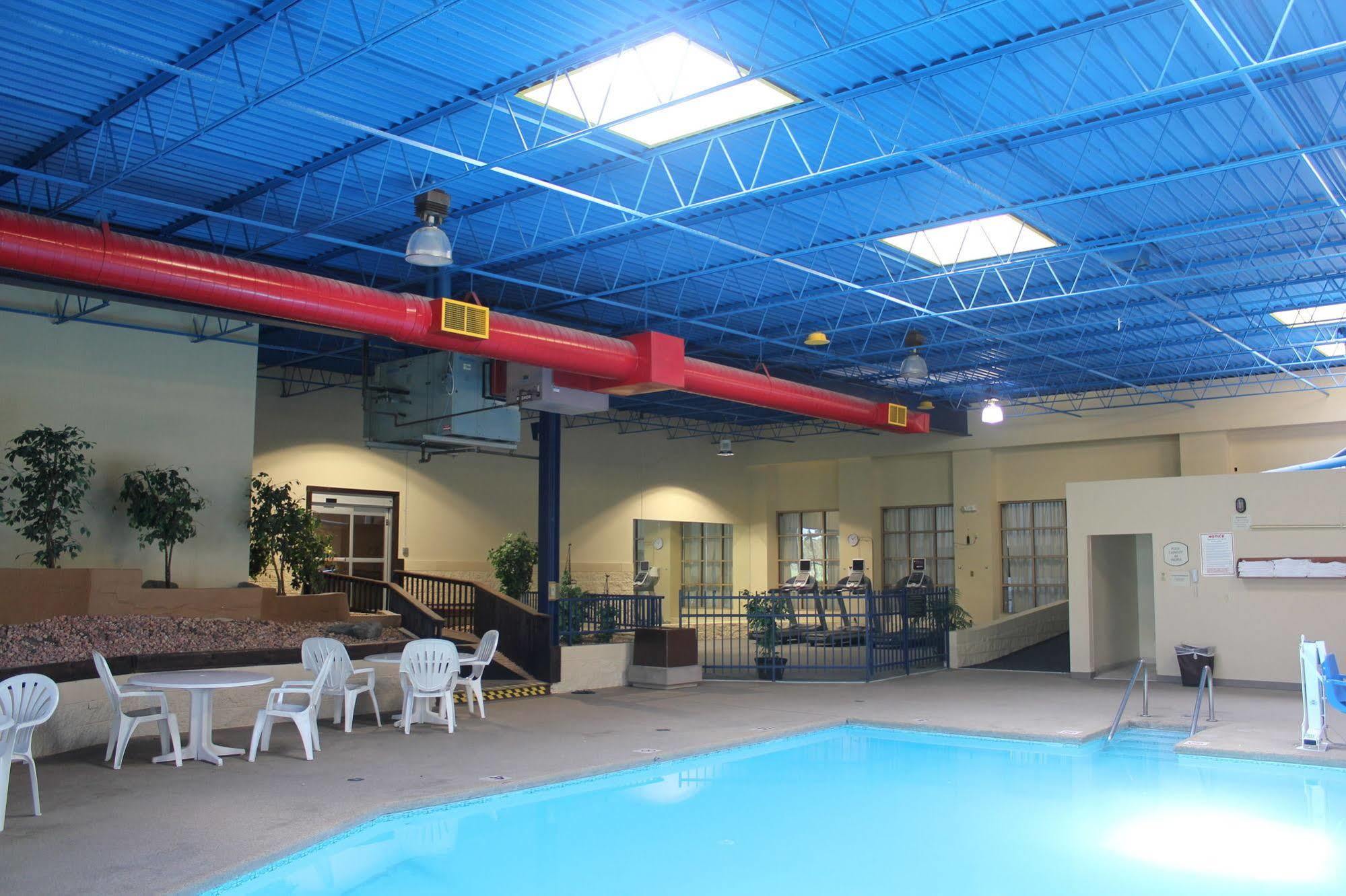 Clarion Hotel Milwaukee Airport Εξωτερικό φωτογραφία